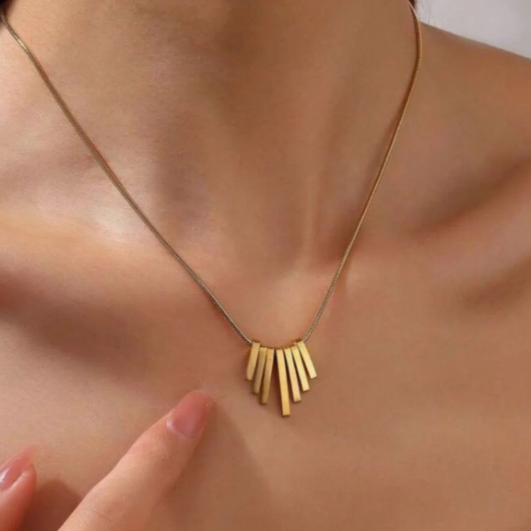 Elegant style high quality Treading necklace