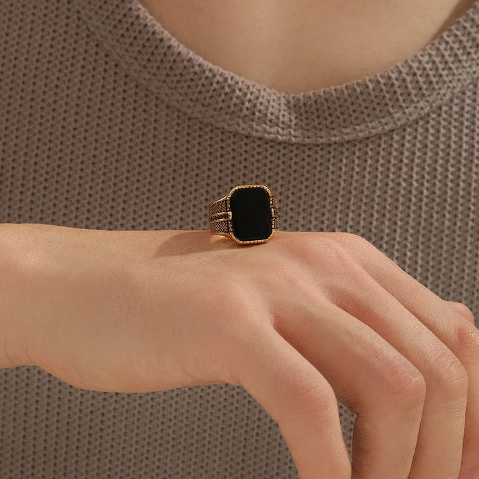 Stylish gold onyx empire ring